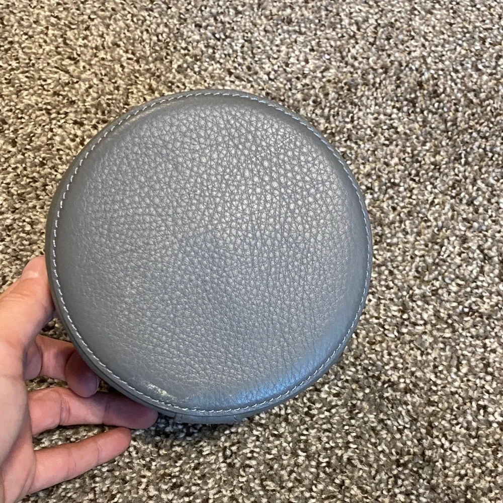 Mark & Graham Gray Leather Jewelry Case